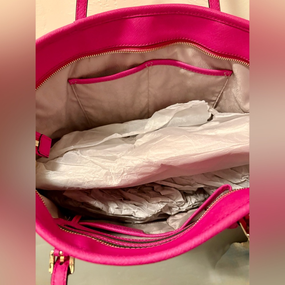 Michael Kors Fuchsia Tote Bag - Picture 3 of 6